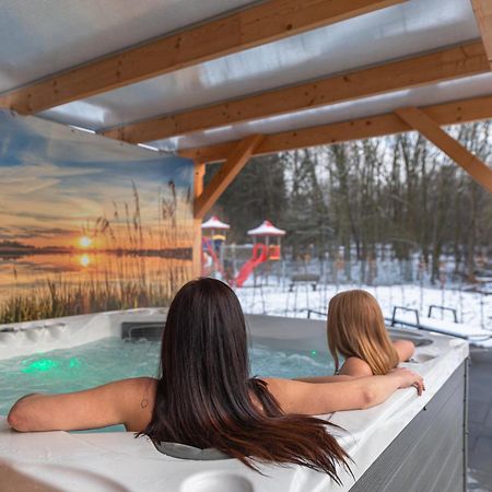 Haus Christina Pool Sauna Мальхов Екстер'єр фото